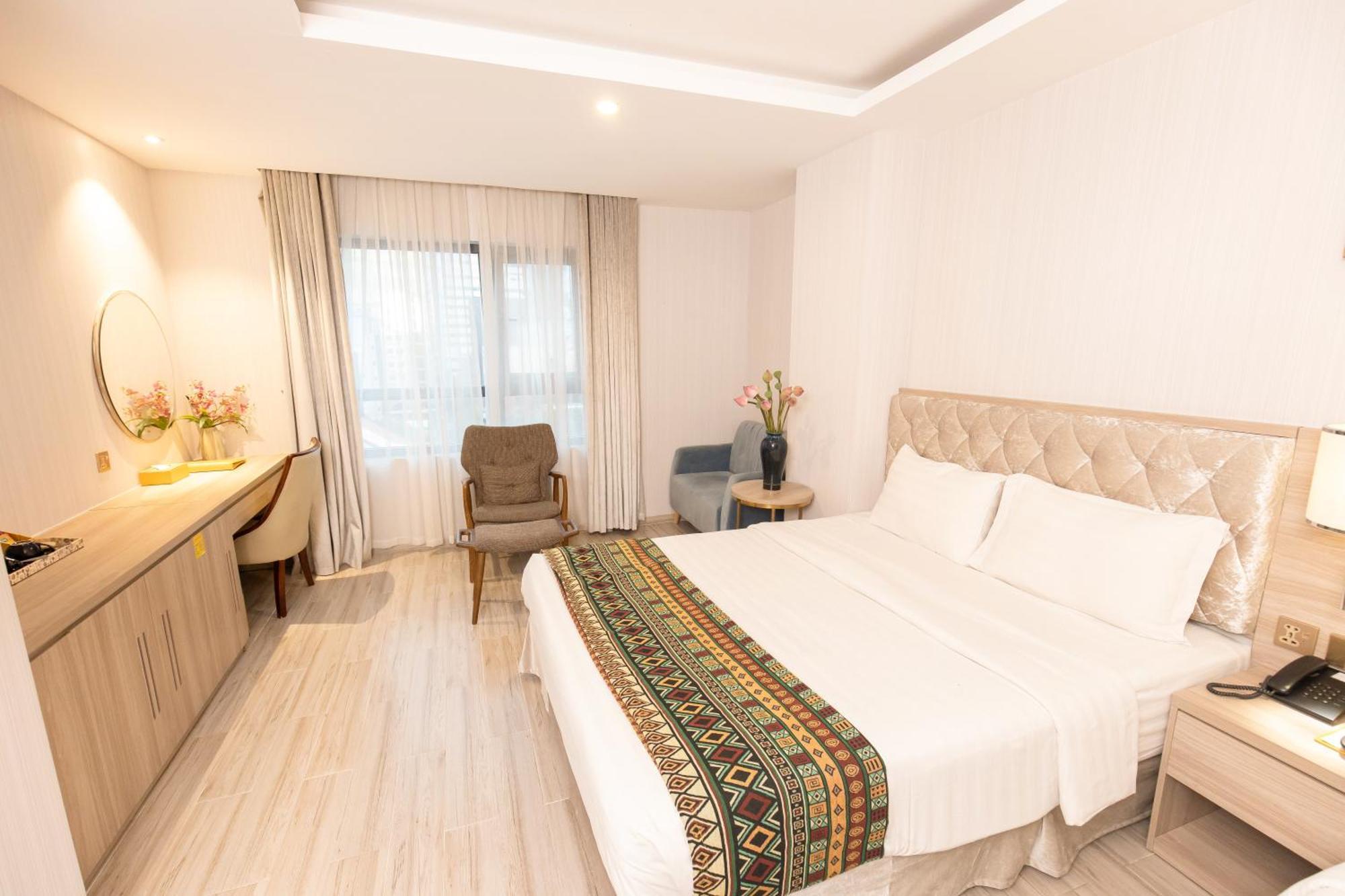 Nicecy Suite Hotel & Spa Ho Chi Minh City Bagian luar foto