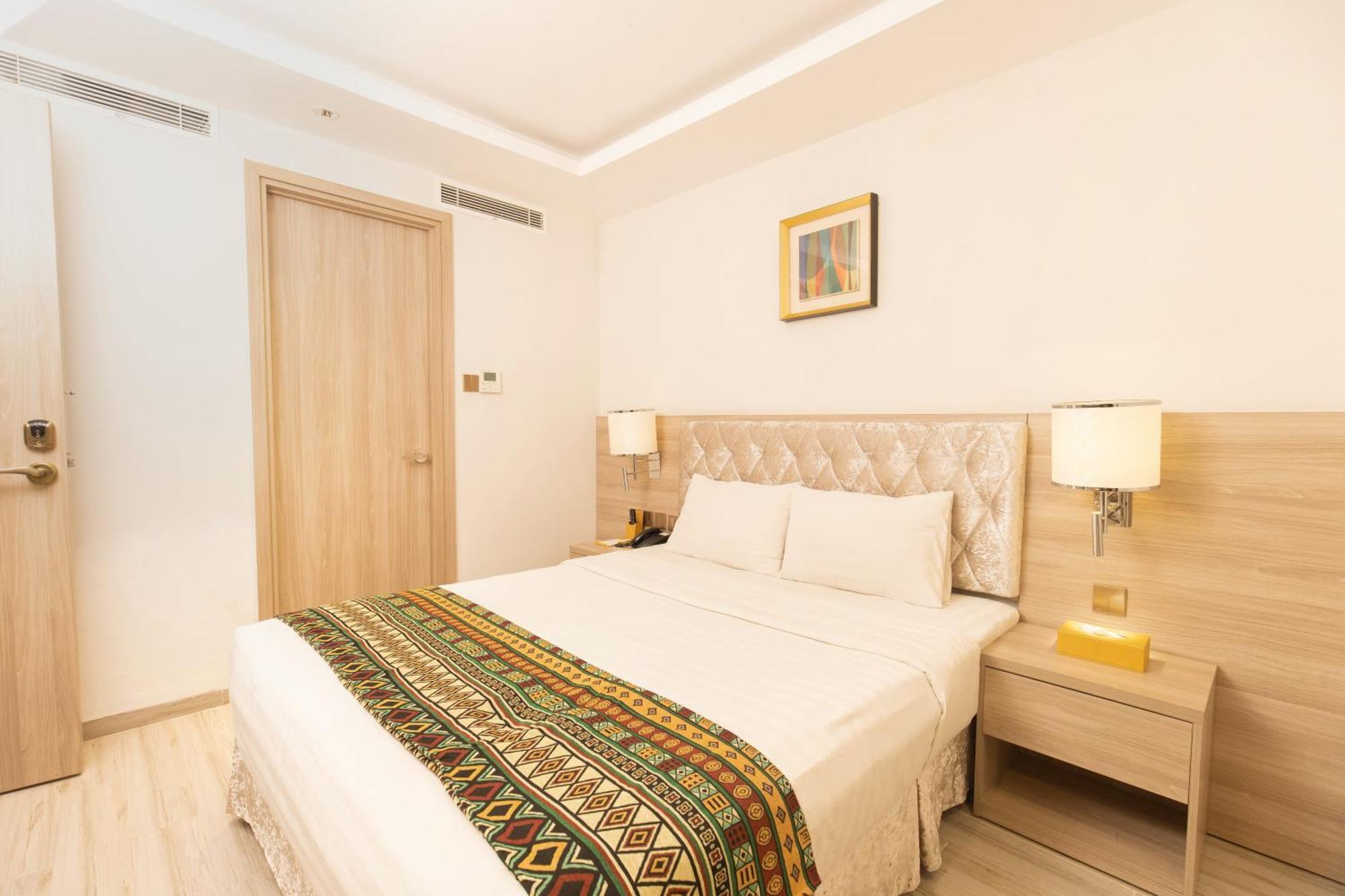 Nicecy Suite Hotel & Spa Ho Chi Minh City Bagian luar foto
