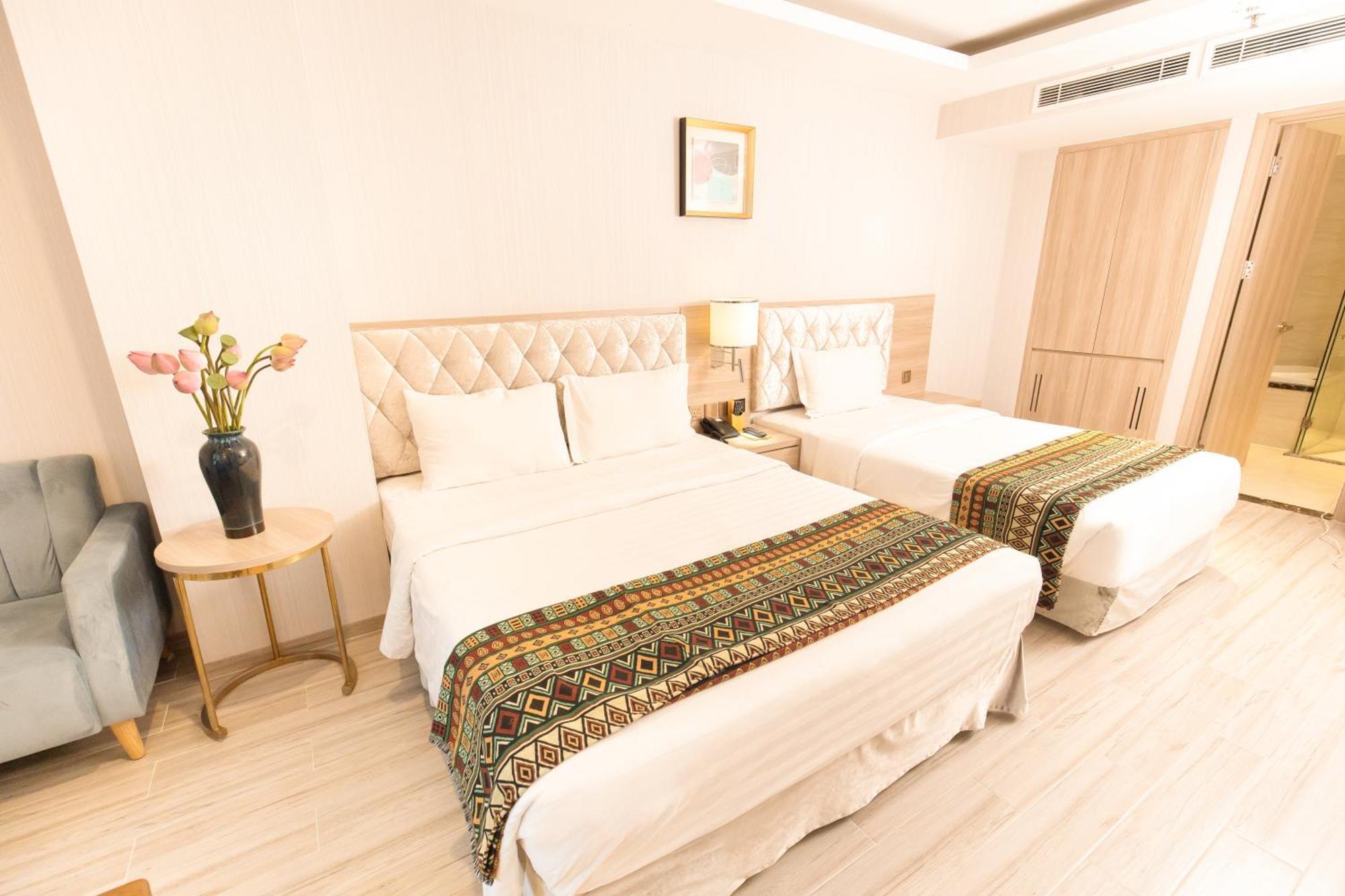 Nicecy Suite Hotel & Spa Ho Chi Minh City Bagian luar foto