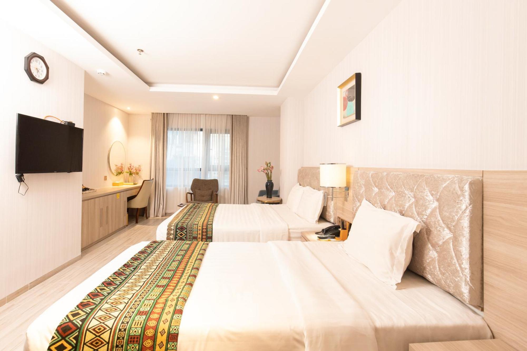 Nicecy Suite Hotel & Spa Ho Chi Minh City Bagian luar foto